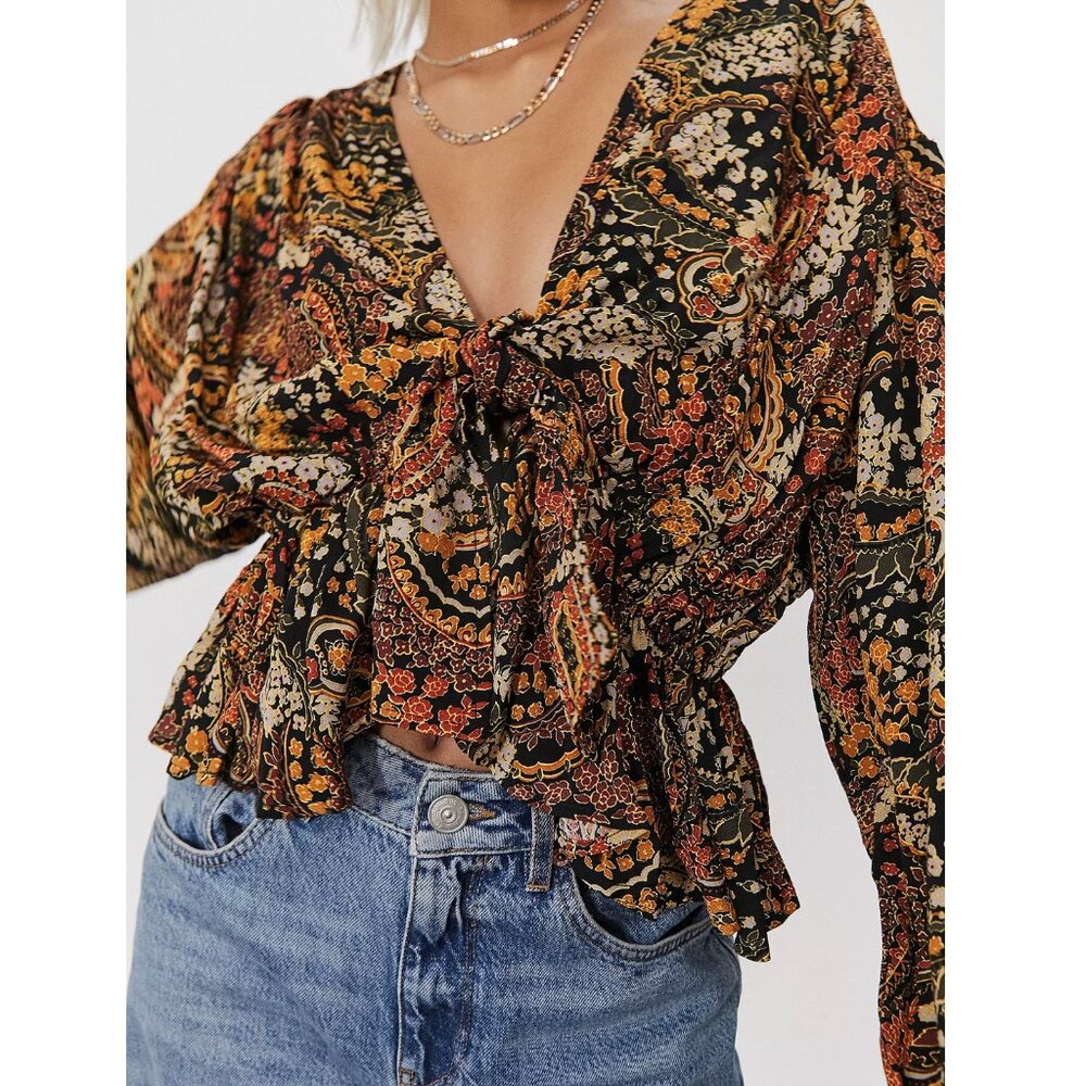 Urban Outfitters Bonnie Crepe Blouse - Picture 2 of 7